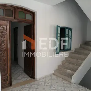 Étage de maison S+2 de 140 m² à Menzel Abderrahmane