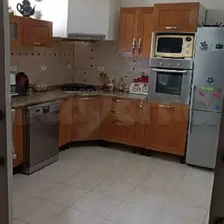 Villa triplex de 249 m² avec jardins, garage et terrasse à Raoued — photo 4