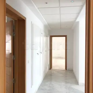 Immeuble neuf de 1830 m² couverts avec plateaux open space à Montplaisir — photo 3