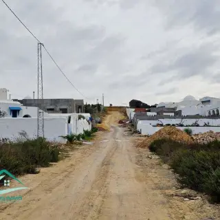 Terrain de 1200 m² sur une colline avec vue sur mer et ville — photo 4
