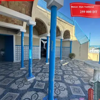 Maison de 250 m² bâtis avec patio et terrasse — photo 5