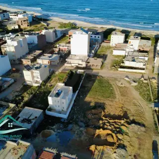Terrain d'habitation de 193 m² à 100 mètres de la plage — photo 5