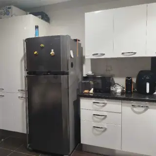 Appartement spacieux de trois chambres en résidence calme à La Soukra — photo 4