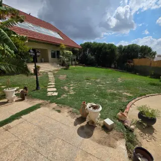 Villa avec piscine, jardin et trois suites dans un cadre paisible à El Manar 1 — photo 3