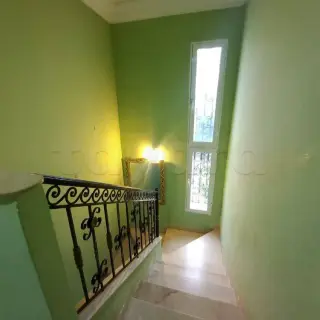 Duplex S+4 avec terrasse, jardin et garage à Radès Méliane — photo 3