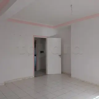 Appartement S+3 lumineux avec balcon à Radès Méliane, proche de la gare — photo 4