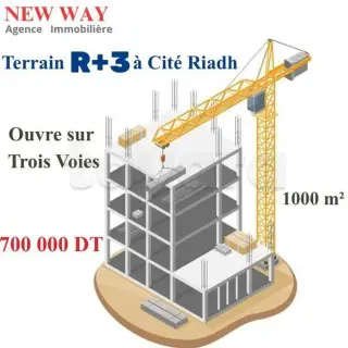 Terrain de 1000 m² sur trois voies pour promotion R+3, cité Riadh