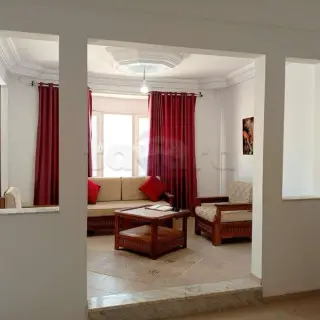 Villa de deux logements S+3 avec jardin et puits, cité Riadh — photo 3