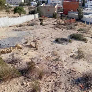 Terrain de 960 m² avec vue sur la mer, quartier résidentiel calme — photo 4