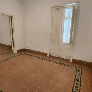 Appartement S+4 de 112 m² au 3e étage avec chauffage central — photo 2