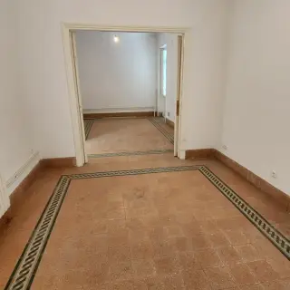 Appartement S+4 de 112 m² au 3e étage avec chauffage central — photo 4