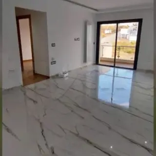 Appartement S+2 Neuf avec Balcon et Parking - El Menzah 2