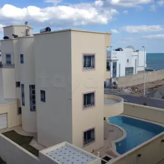 À vendre – Villa avec appartement indépendant vue mer - Plage Jinene Beni Khiar — photo 4