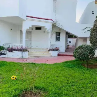 A Vendre villa haut standing a la Soukra Chotrana 3 — photo 4
