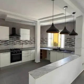 📍 CITE ENNKHILETTE : APPARTEMENT S+1 À LOUER — photo 2