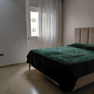 A vendre S+2 avec parking sous-sol Laouina Cité El Wahat — photo 4