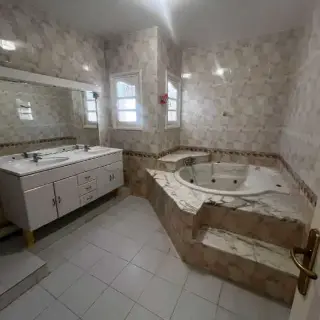ENNASR 2 – ÉTAGE DE VILLA DE HAUT STANDING À LOUER
 — photo 4