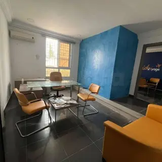 📍ENNASR 2 : BUREAU H+1  A LOUER  — photo 2