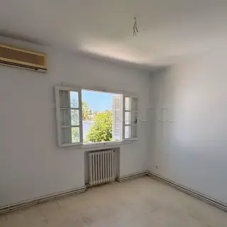 Grand Bureau de 200m2 au 2eme ètage à Mutuelleville — photo 2