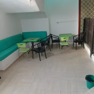 A louer en Gérance Libre un Café Resto  bien équiper ce trouve à la Zone industrielle Lac trois le Kram — photo 2
