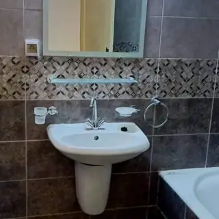 Appartement neuf à louer à résidence thyna — photo 4