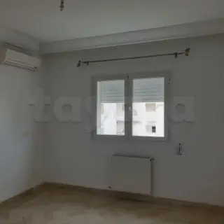 Bel S2 pour jeune couple A Soukra — photo 2