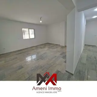 Appartement S+3 neuf haut standing de 132 m² en rez-de-chaussée à El Mourouj 4