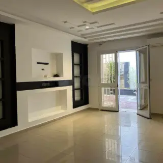 Appartement climatisé avec titre foncier à vendre à Tunis – 480 000 TND
