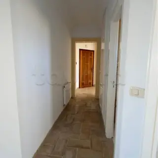 À Vendre – S+2 À Cité Wahat | 7ᵉ Étage Avec Ascenseur — photo 2