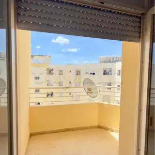 À Vendre – S+2 À Cité Wahat | 7ᵉ Étage Avec Ascenseur — photo 3