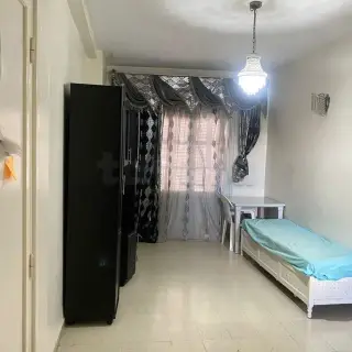 Apparemment à vendre
