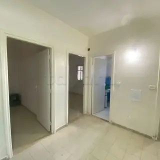 Apparemment à vendre — photo 2