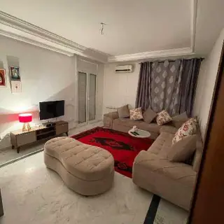 Appartement s+1 meublé par nuitée à el wahat l'aouina