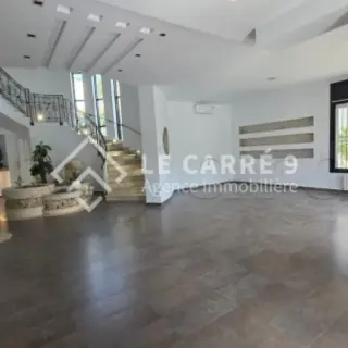 À Louer – Villa De Maître Aux Berges Du Lac 2 — photo 2