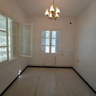 Rez de chaussée de villa S+5 à Mutuelle ville — photo 4
