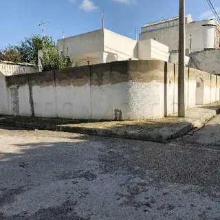 Villa d’angle avec trois chambres, jardin et garage à Fouchana