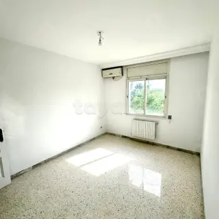 Appartement S+3 haut standing à louer au 3e étage avec ascenseur au Bardo — photo 5
