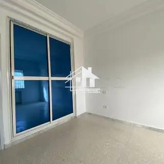 Appartement S+2 en rez-de-chaussée avec terrasse et parking au Bardo — photo 4