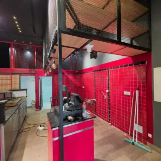 Local commercial de 44 m² avec mezzanine et terrasse à Aïn Zaghouan Nord — photo 3