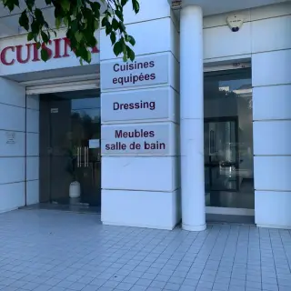 Local commercial de 357 m² en open space avec deux parkings à Hammam Sousse — photo 5