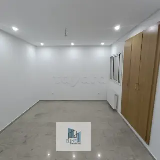 Appartement S+2 au 2e étage en résidence privée à Ain Zaghouan – 330 000 TND
