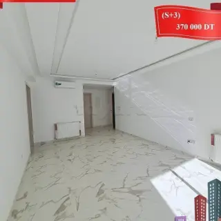 Appartement S+3 de 138,96 m² en rez-de-chaussée avec double ascenseur à Sahloul — photo 2