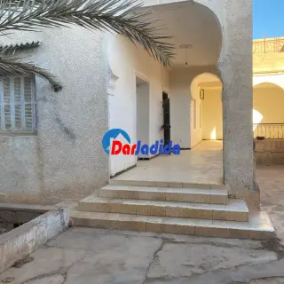 Location Villa — photo 3
