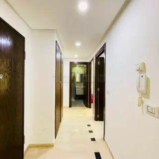Appartement S+1 de 60 m² avec chauffage central et parking à Aïn Zaghouan — photo 4