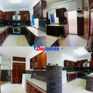 Maison Rénovée À Vendre Avec 2 Locaux À Commerces — photo 4
