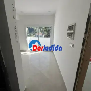 Agence Immobilière Vend À Azeffoun Un F2 De : 80 M²