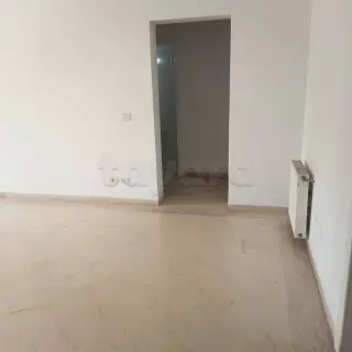 À louer S+2 – Au 2EME Etage – Loyer 1100 Dt – Cite Wahat – Tel 51004658 – FB.1074 — photo 4