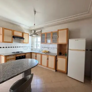Appartement S+2 de 130m² aux Jardins de l'Aouina — photo 4