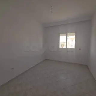 Appartement S+3 de 119 m² avec titre foncier individuel, cité AFH de Borj Cédria