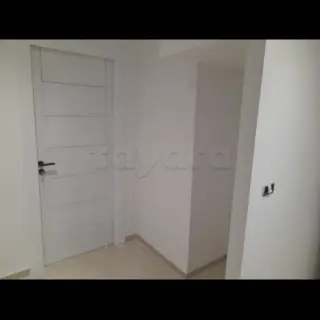 À louer appartement s+2 meublé ou non meublé avec balcon sur l'avenue principale à Ariana Soghra en face d'Esprit Tél : 20 378 062 — photo 5